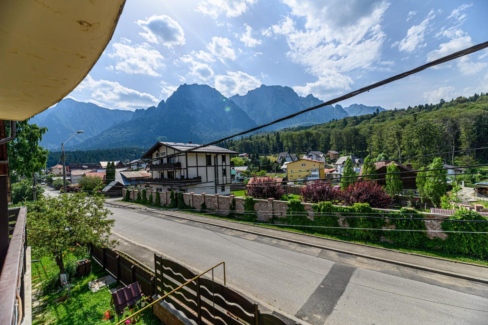Casa Ramino Buşteni Exterior foto