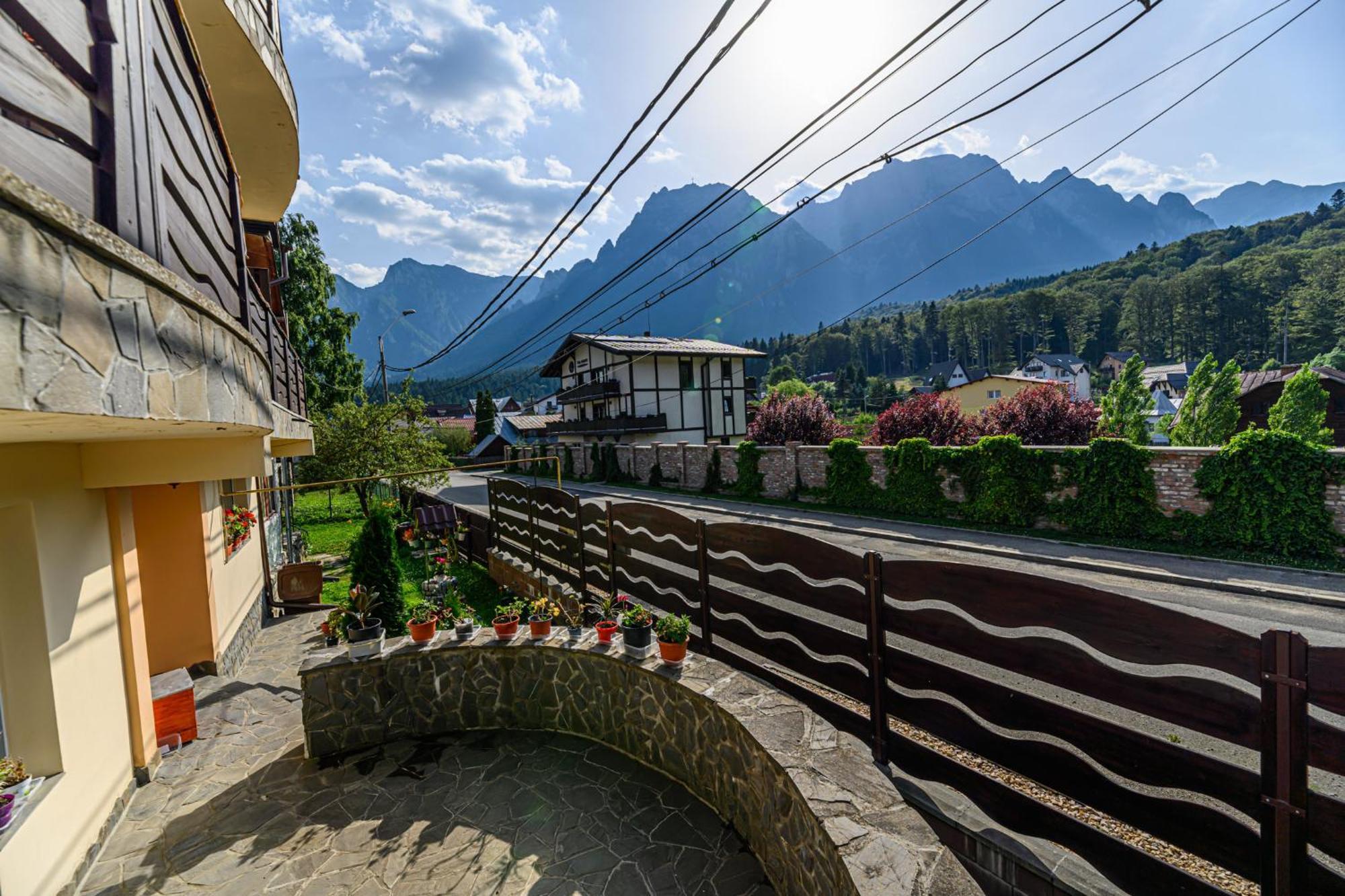 Casa Ramino Buşteni Exterior foto