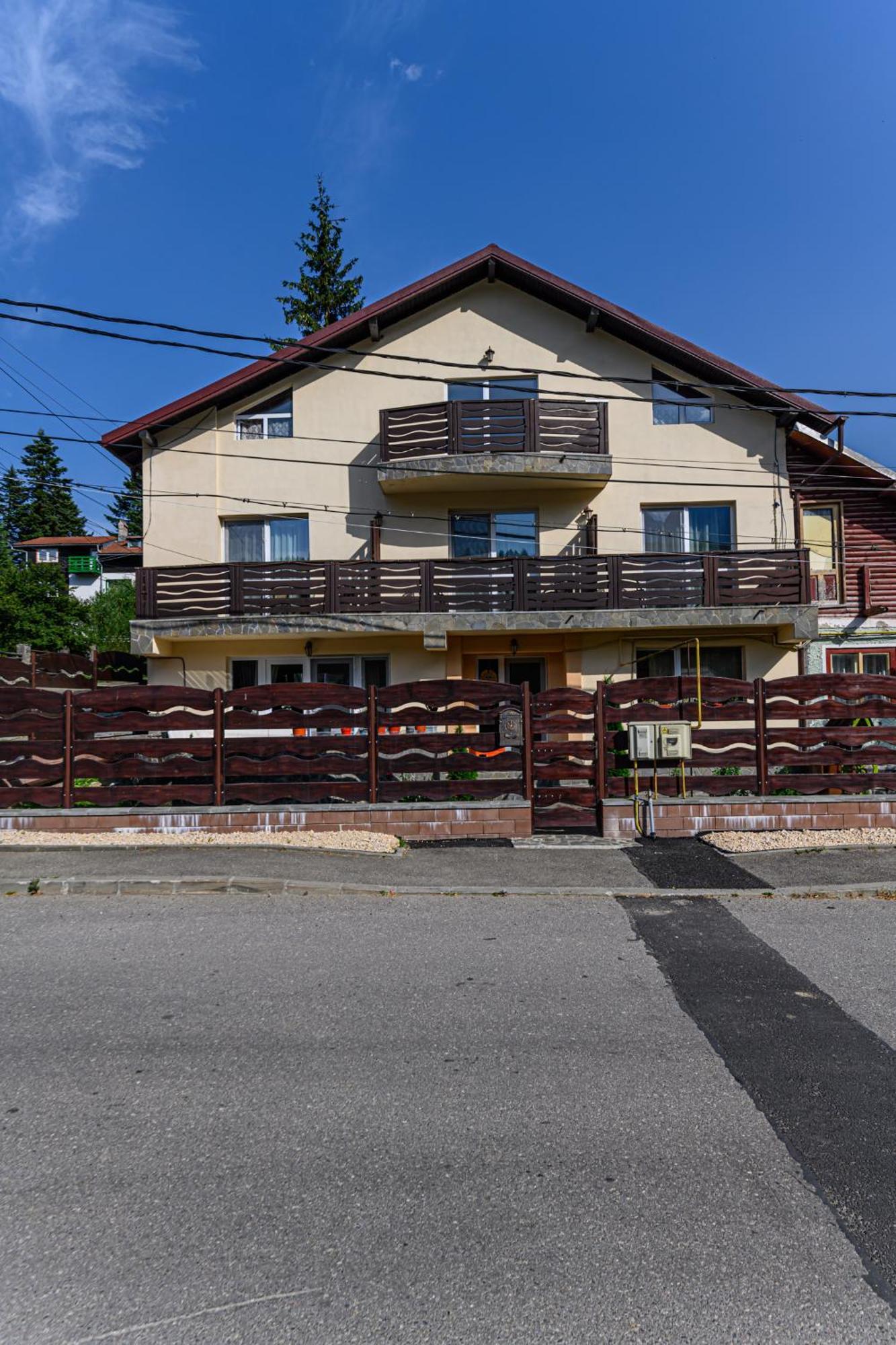 Casa Ramino Buşteni Exterior foto