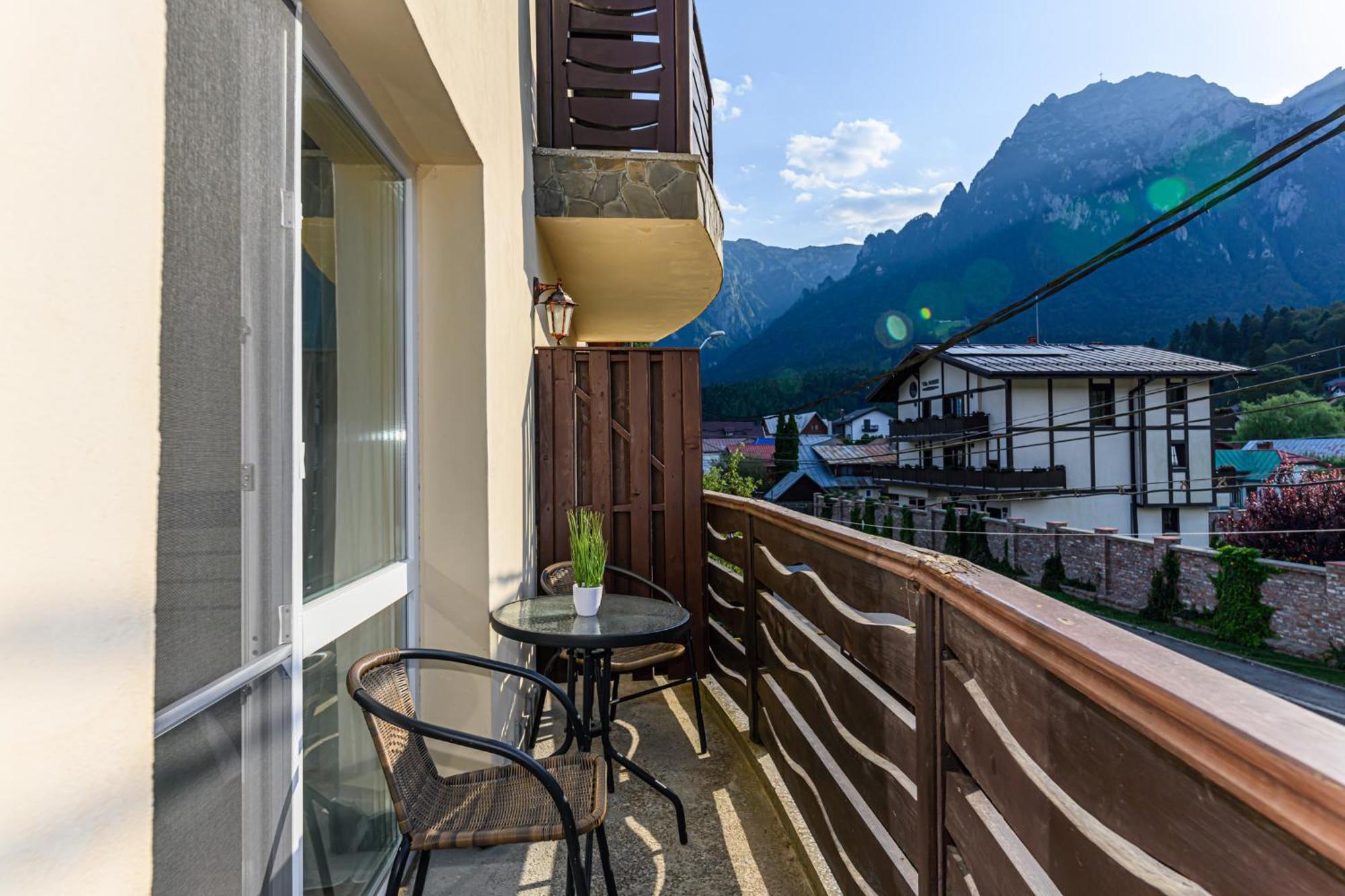 Casa Ramino Buşteni Exterior foto