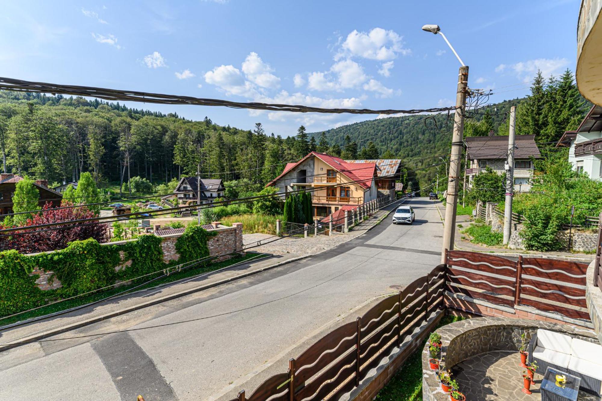Casa Ramino Buşteni Exterior foto